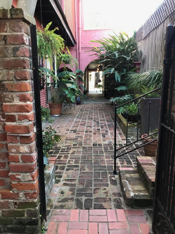 Апартаменты The Courtyards Новый Орлеан Экстерьер фото